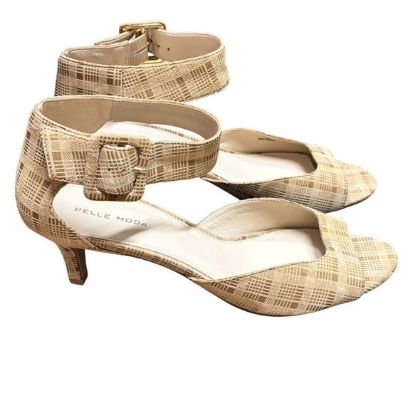 Pelle Moda Berlin Ankle Strap Sandal in Latte NWB Size 11 - Picture 9 of 14